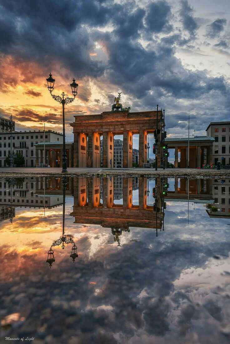 Brandenburger Tor bei Sonnenuntergang, Pariser Platz